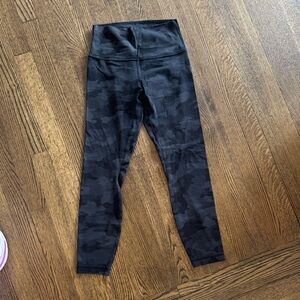 Lululemon camo Align Leggings - size 6, 25in inseam